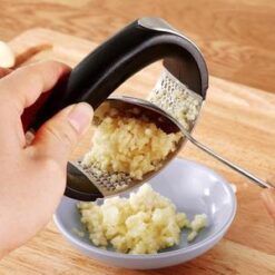 The Best Garlic Presses - Eve Boutique